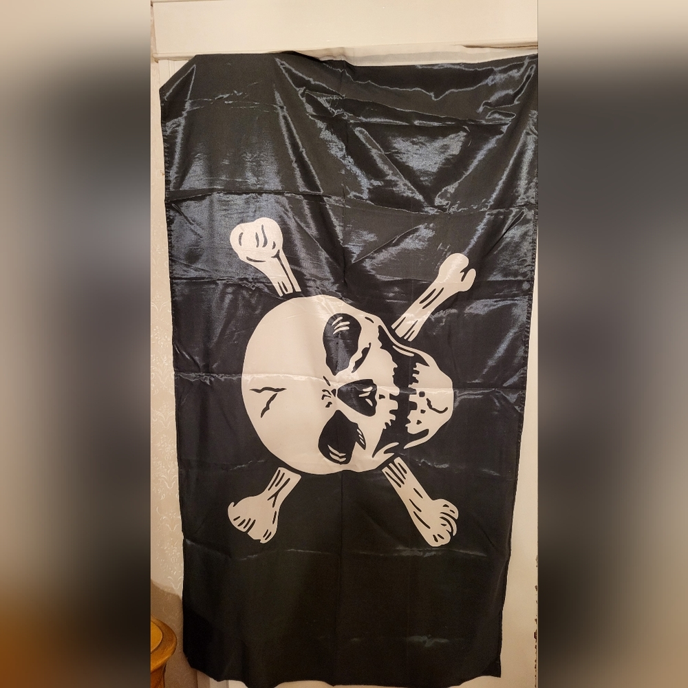 Flag with Skelton cross bones